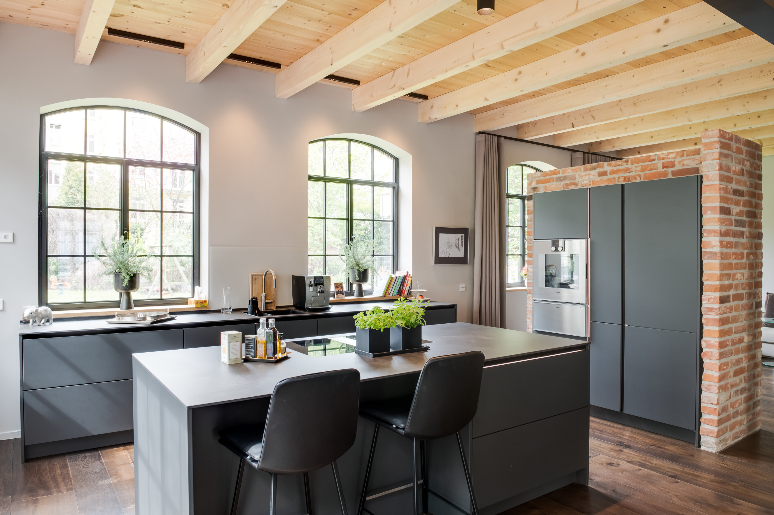 75 Große Küchen Ideen &amp; Bilder - Januar 2026 | Houzz