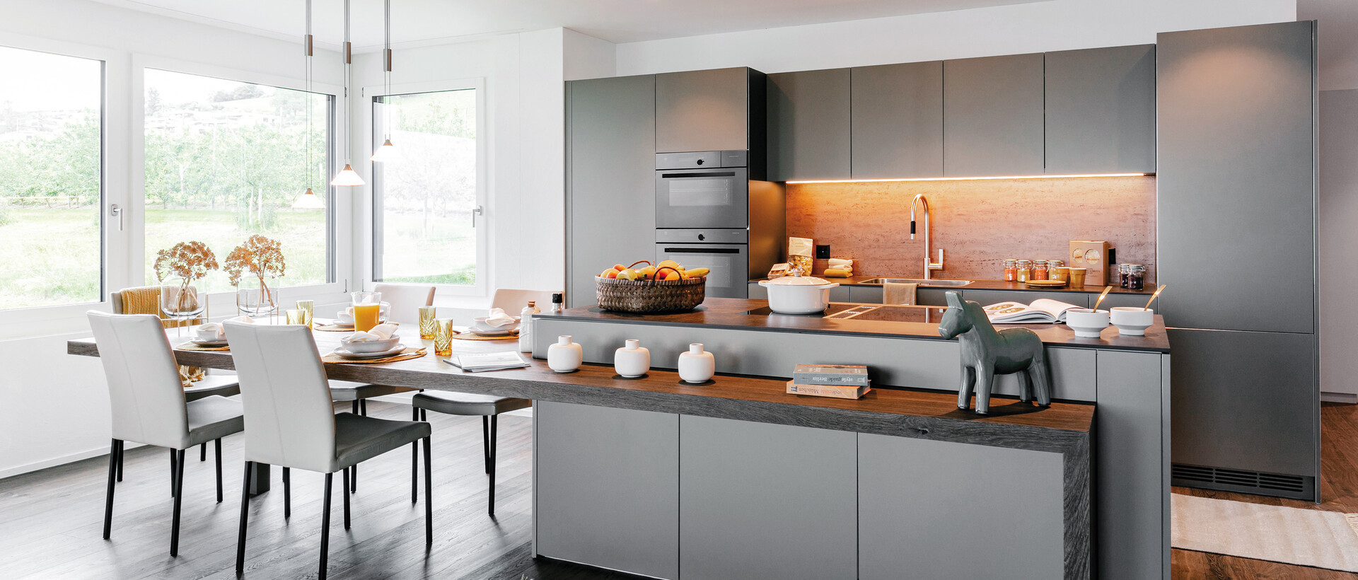 Graue Küchen – Hell- Oder Dunkelgrau, Matt Oder Hochglanz