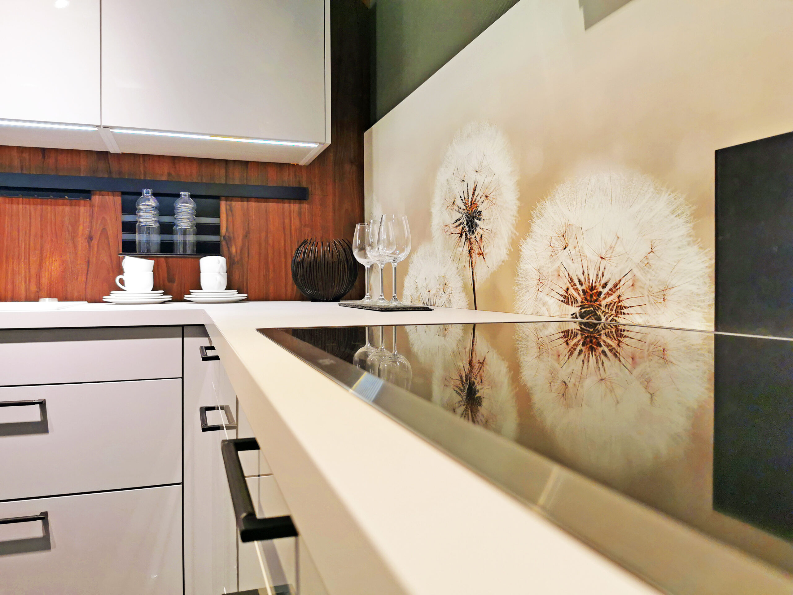 Küchenrückwand Aus Glas Und Plexiglas – Individuell Und Stilvoll